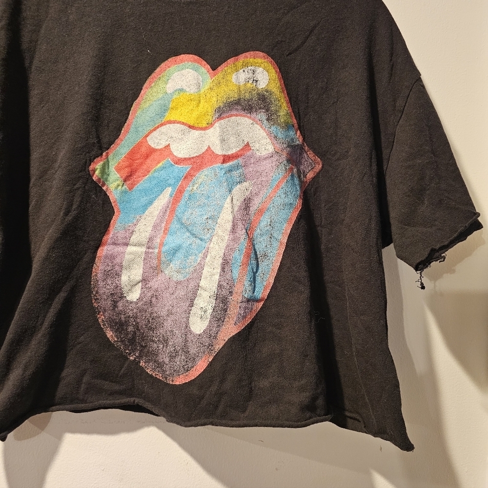 Rolling Stones Graphic Crop Tee Black Band Tee She Rolling Stones S M - Picture 3 of 5